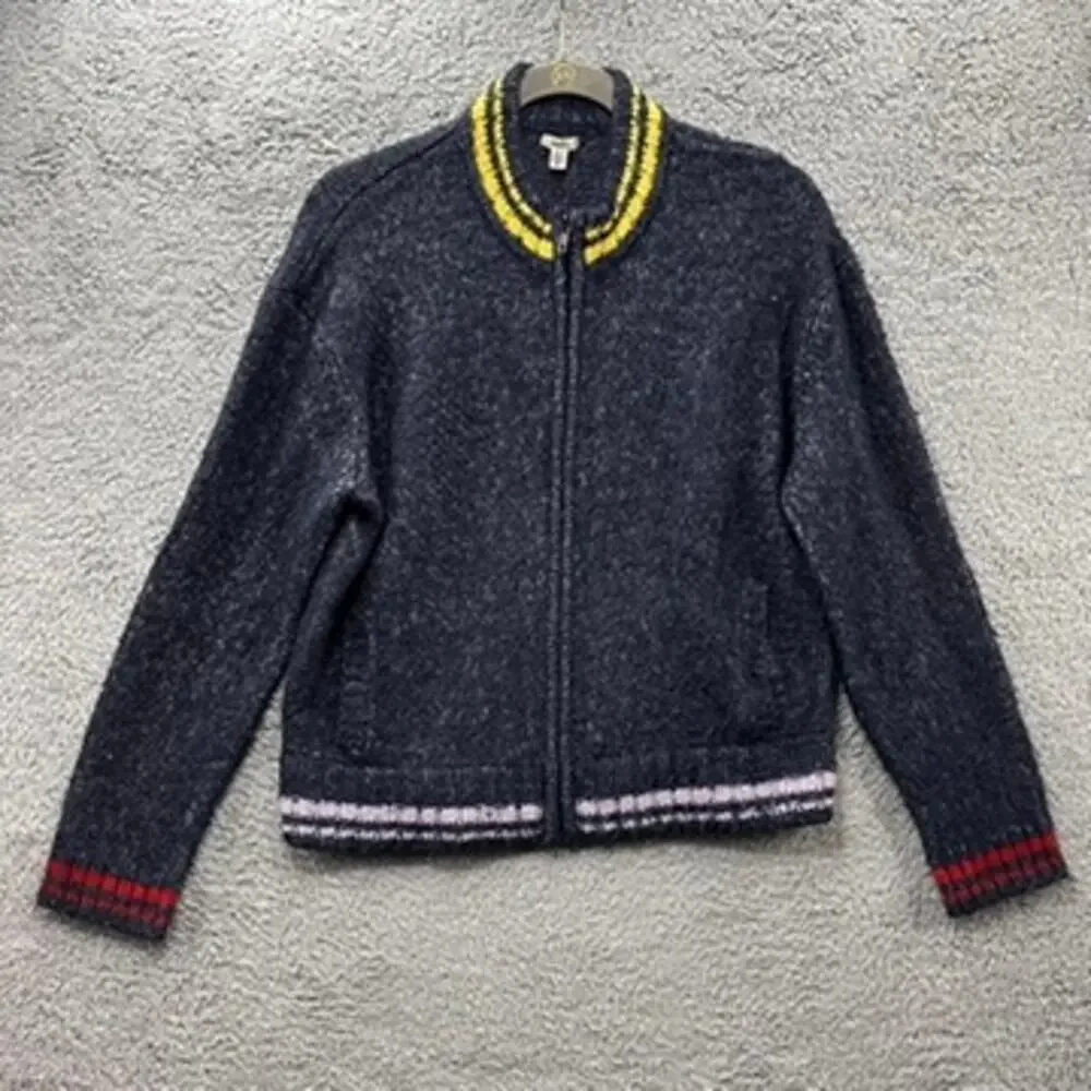 Urban Outfitters Ecoté Small Full Zip Bomber Sweater Large Heart‎ Design on Back